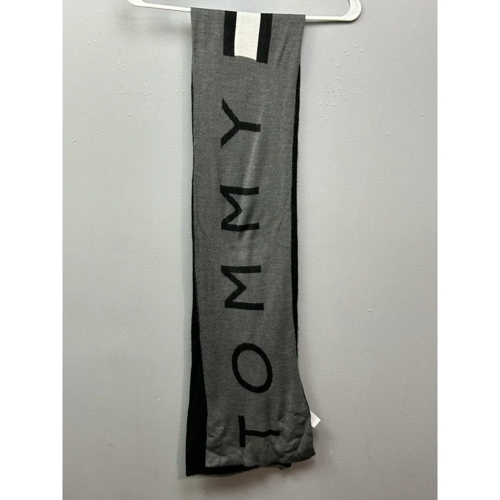 Tommy Hilfiger Scarf Mens Gray Black Long Spell‎ Out Logo Acrylic Winter 70x8